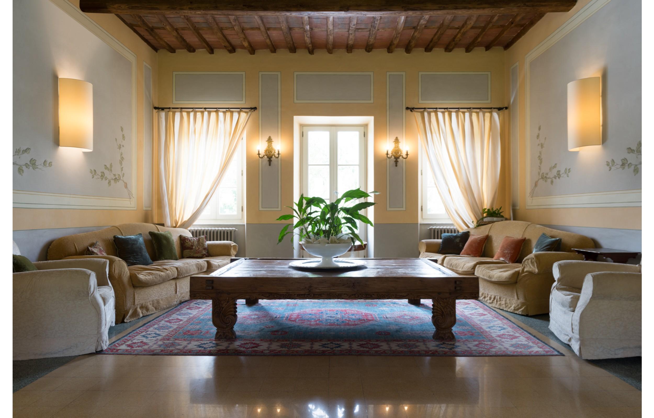Marta Hotel 4*